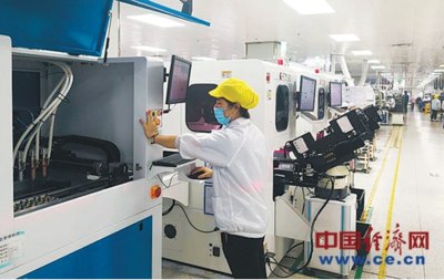 一線(xiàn)調(diào)查 外貿(mào)企業(yè)如何利用計(jì)算機(jī)系統(tǒng)服務(wù)應(yīng)對(duì)“訂單荒”